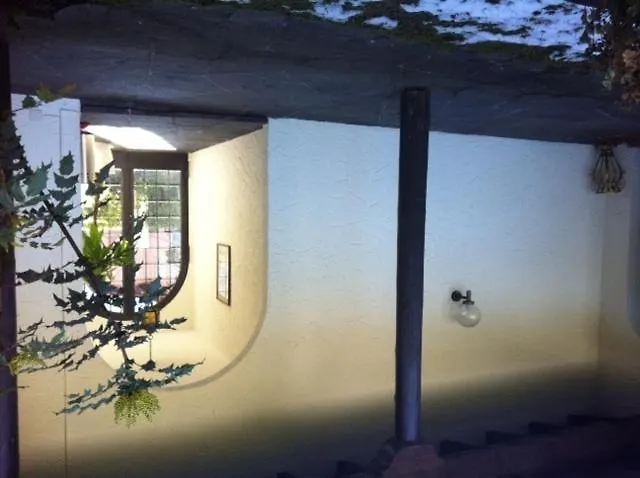 アパート Via Saleggi 10